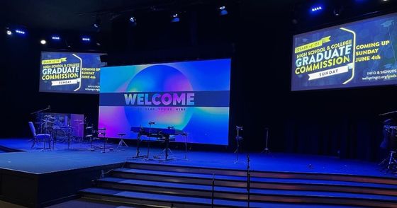 室内レンタルP1.56 LEDスクリーン - 高級小売業とデジタルサイネージに最適 透明な高画質ディスプレイ