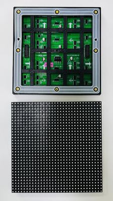 防水SMD 2727 屋外 P6 LED ディスプレイ モジュール 全色と 3840Hz-7680Hz リフレッシュレート